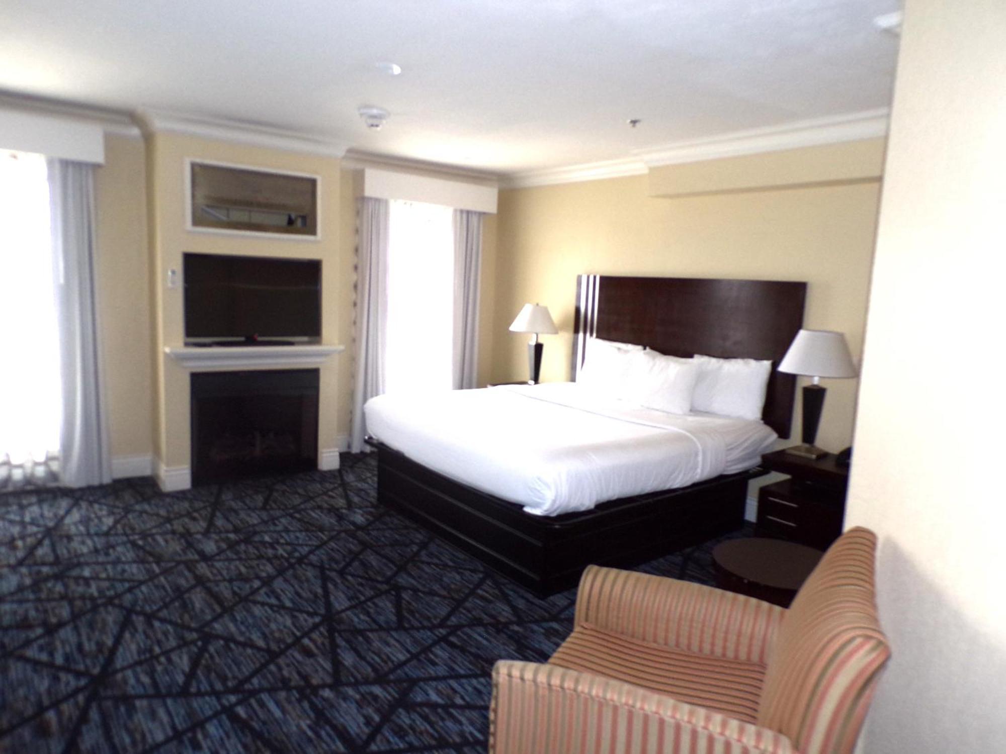Niagara Crossing Hotel&spa Hotel