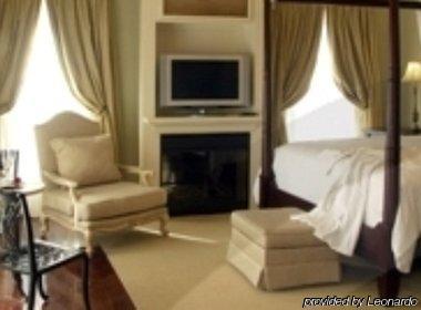 Hotel Niagara Crossing Hotel&spa