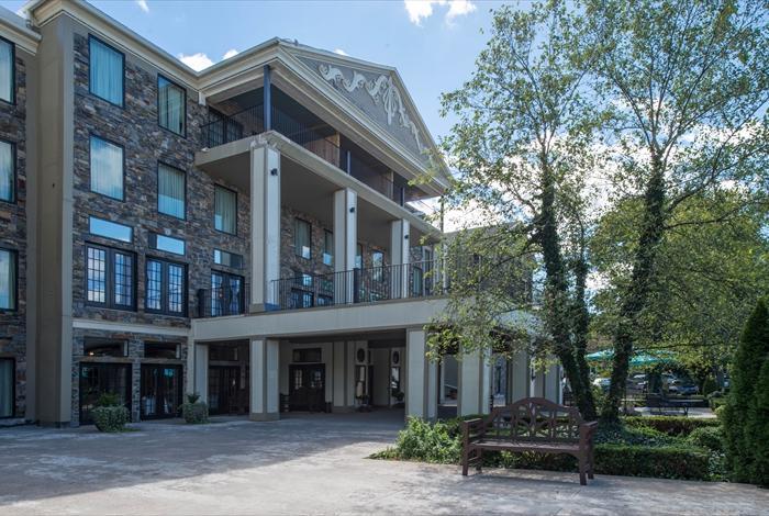 Hotel Niagara Crossing And Lewiston
