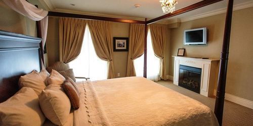 Niagara Crossing And 4* Lewiston