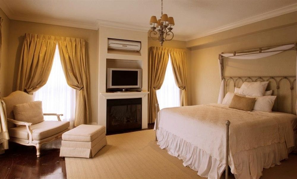 Niagara Crossing And 4* Lewiston