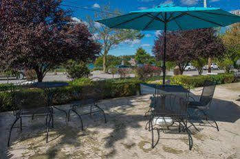 Hotel Niagara Crossing And 4*